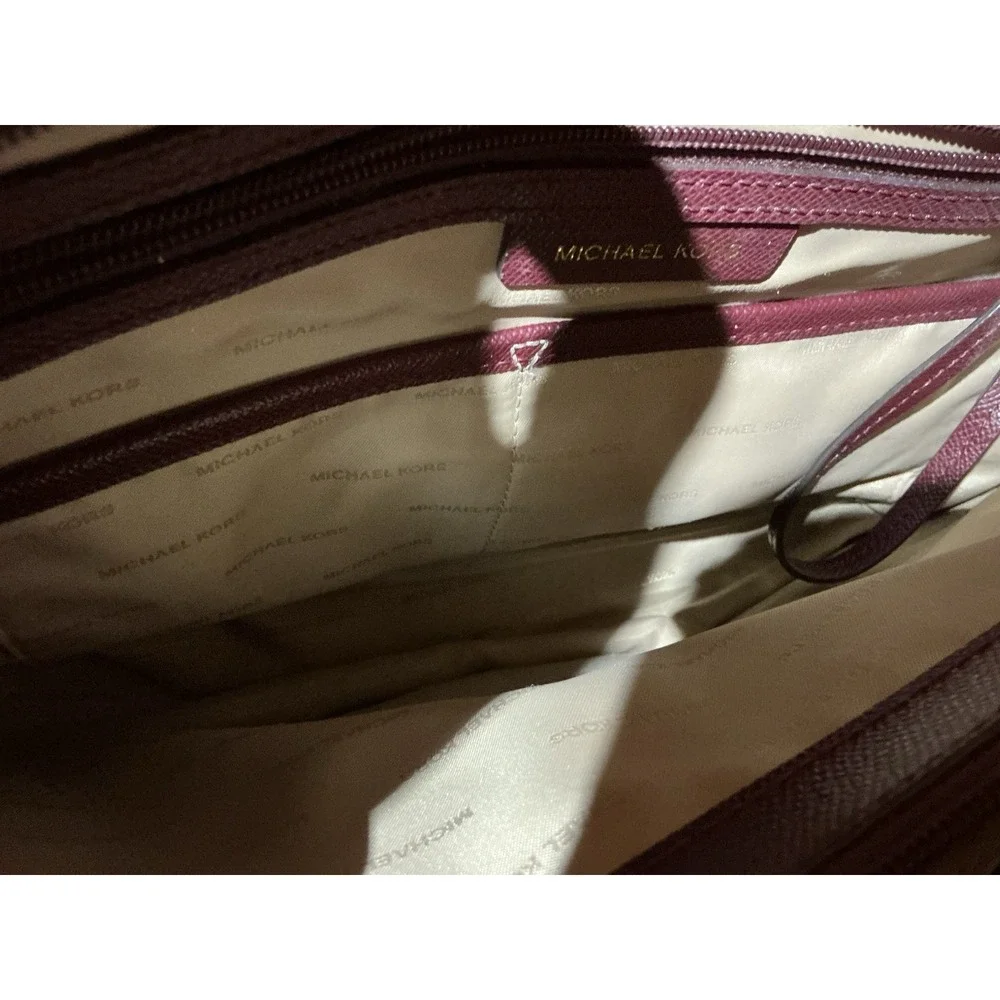 Michael Kors Voyager Medium Crossgrain Leather Tote Bag